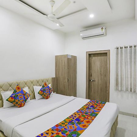 OYO 8997 Angeethi Hotel Aurangabad  Buitenkant foto