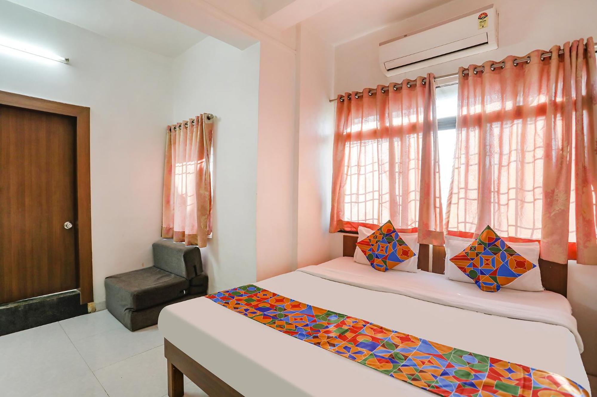 OYO 8997 Angeethi Hotel Aurangabad  Buitenkant foto
