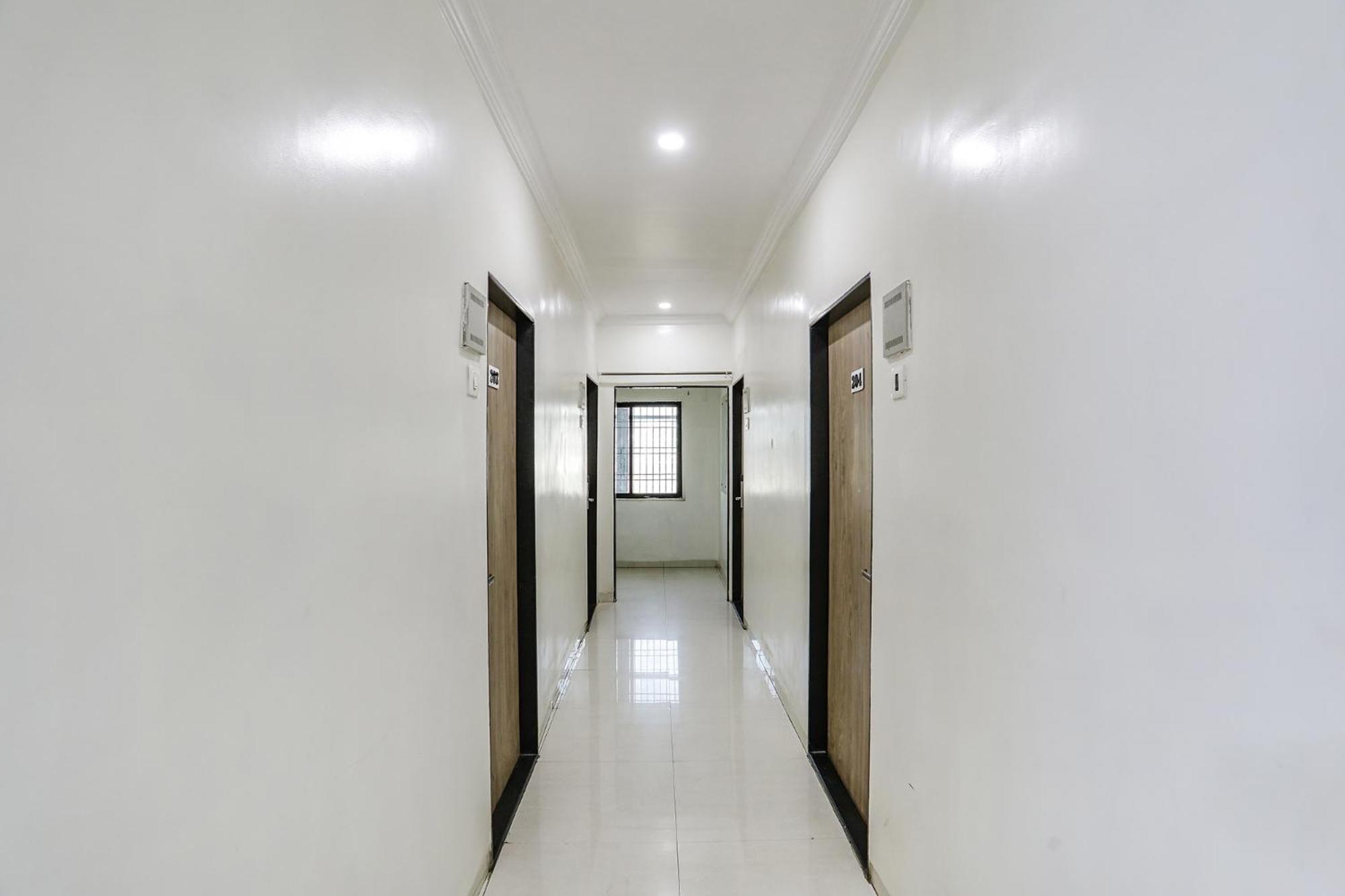 OYO 8997 Angeethi Hotel Aurangabad  Buitenkant foto